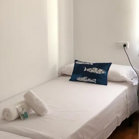 Sa Casa Vermella En Ciutadella (Menorca)