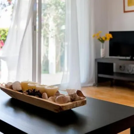 Sa Casa Vermella En بيت للعطل